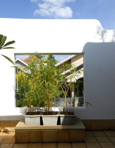 White and Wood Villa Interiors 16