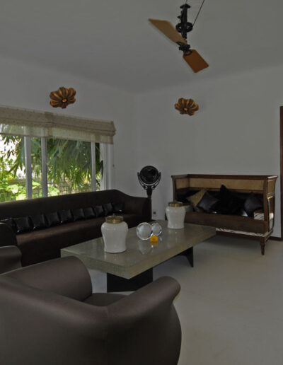 White and Wood Villa Interiors 17