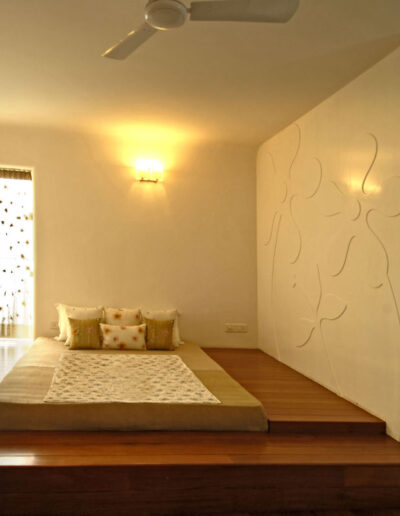 White and Wood Villa Interiors 24